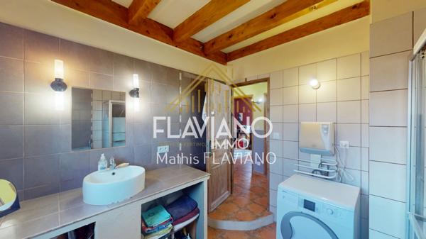 La Bréole (04340) MAISON - 7 PIÈCES - BRÉOLES