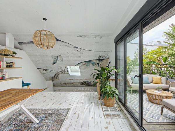 Appartement
         6 pièces
        - 160 m² 2 200 000 € *