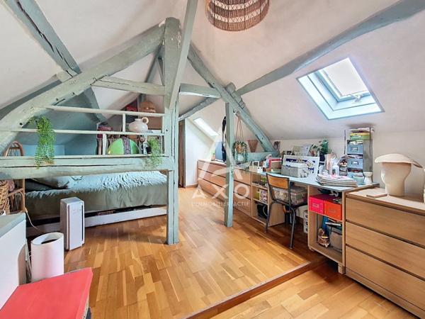 À vendre  Maison avec dépendance sur 850 m² de terrain  Allonne (60)