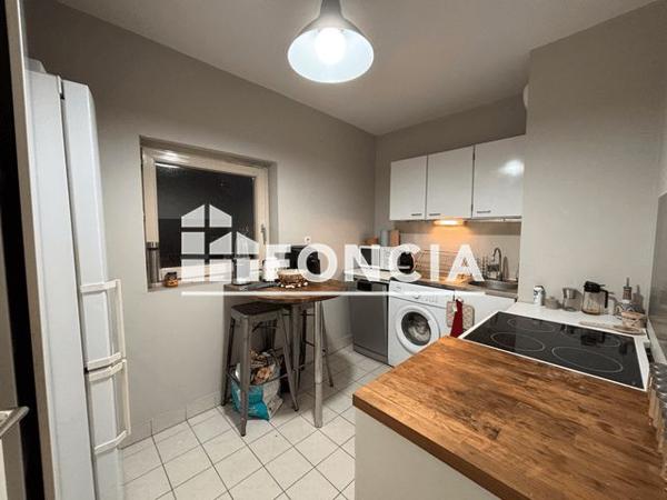 Location Appartement 2 pièces 51.75 m² - 6 PLACE BIR HAKEIM Lyon 69003