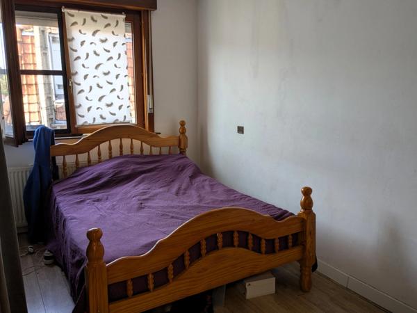 Maison bel étage avec jardin et grand garage