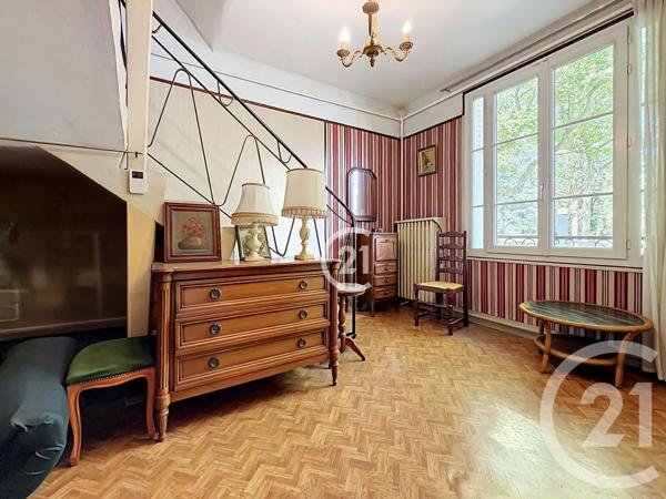 Maison à vendre  6 pièces - 100,42 m 2   MONTREUIL  - 93