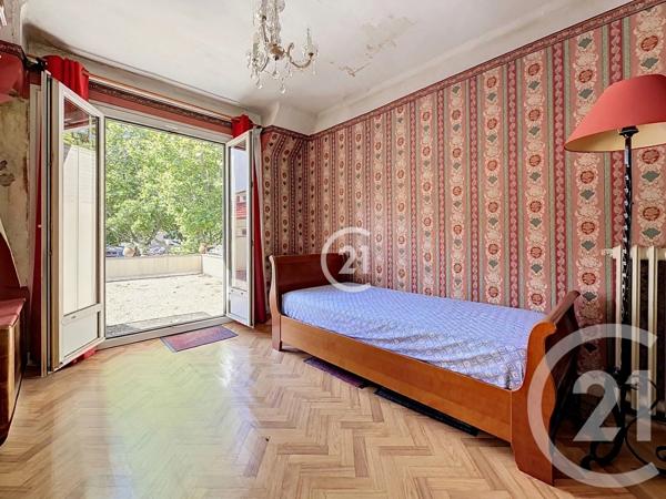 Maison à vendre  6 pièces - 100,42 m 2   MONTREUIL  - 93