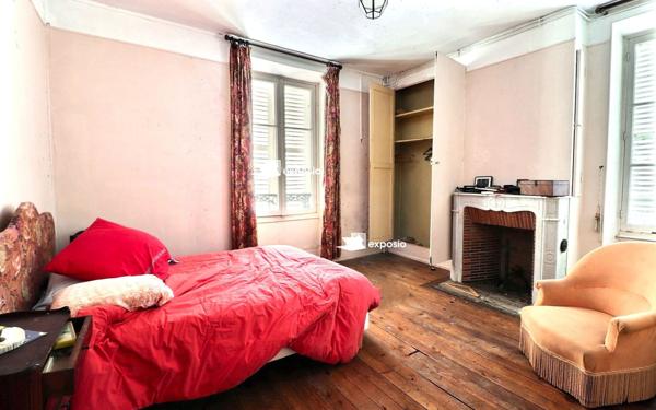 Maison à vendre    8 pièces •  Le Mée-sur-Seine