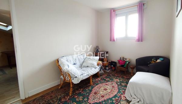 Charente-Maritime : maison de 170 m² avec jardin, garage et sous-sol aux Mathes (17570)