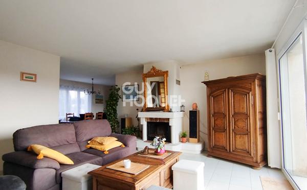 Charente-Maritime : maison de 170 m² avec jardin, garage et sous-sol aux Mathes (17570)