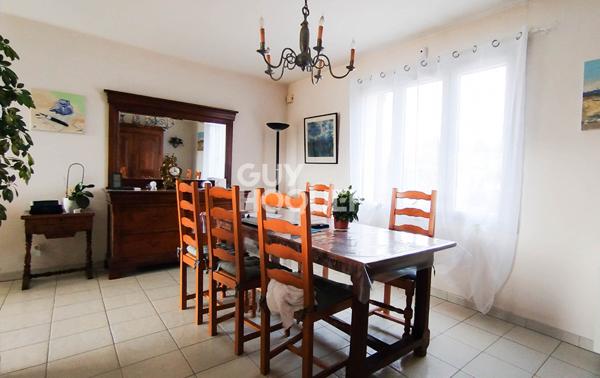 Charente-Maritime : maison de 170 m² avec jardin, garage et sous-sol aux Mathes (17570)