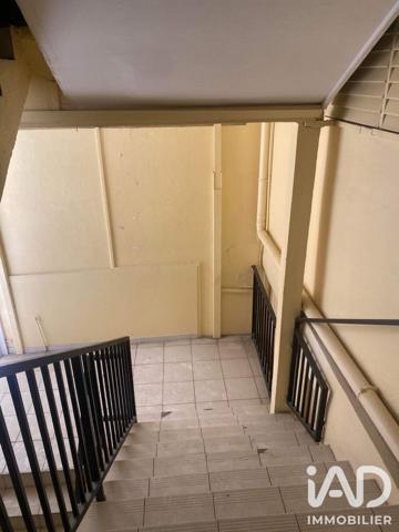 Immeuble à vendre 1 162 m² Les Abymes