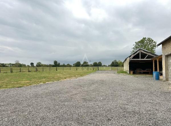Propriété en pierre avec deux habitations et dépendances, Proche du Haras du pin