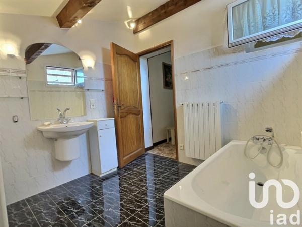 Maison à vendre 5 pièces 152 m² Saint-Martin-de-Crau