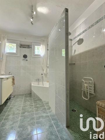 Maison à vendre 5 pièces 152 m² Saint-Martin-de-Crau