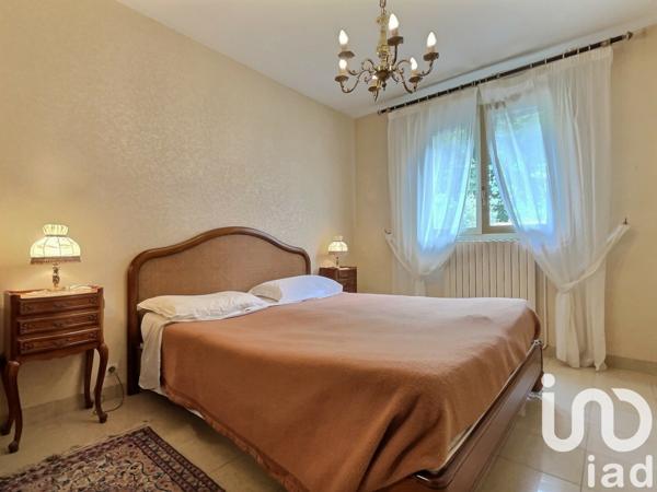 Maison à vendre 5 pièces 152 m² Saint-Martin-de-Crau