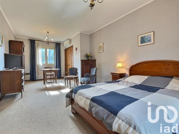 Maison à vendre 5 pièces 152 m² Saint-Martin-de-Crau