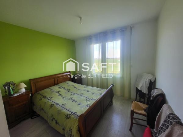 MAISON DE PLAIN-PIED/ TROIS CHAMBRES / GARAGE A NIORT !