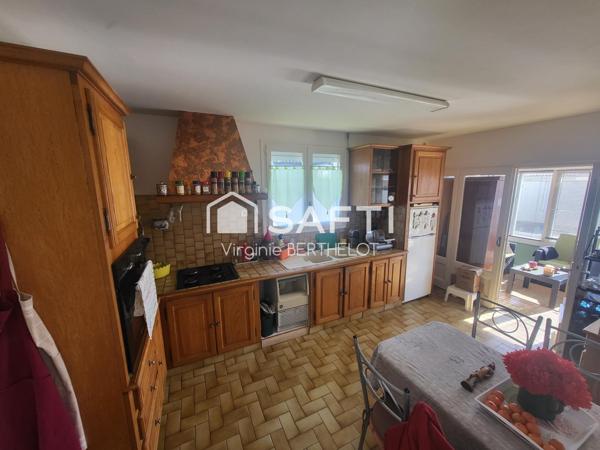 MAISON DE PLAIN-PIED/ TROIS CHAMBRES / GARAGE A NIORT !