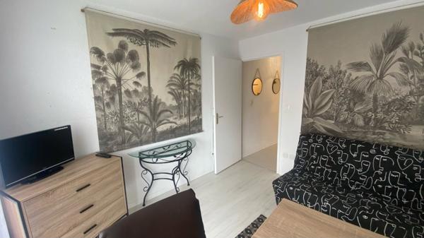 17200 ROYAN ROYAN - STUDIO avec balcon