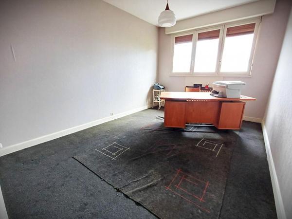 Maison d'architecte années 60 - Chalons En Ch. 160 m2 - 4 Chambres