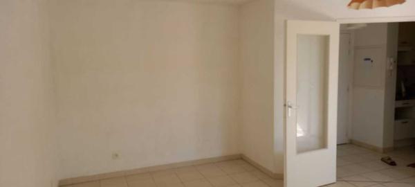 Appartement - Nantes Appartement type T2 de 39 m2 avec ascenseur, commerces à proximité