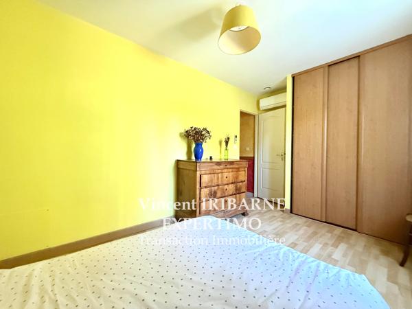 Maison de Plain-Pied, 3 Chambres, Garage et Jardin