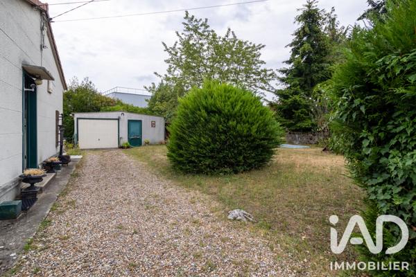 Maison à vendre 6 pièces 97,77 m² Osny