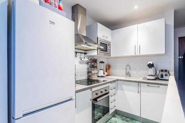 3 pièces refait à neuf résidence de standing 1970