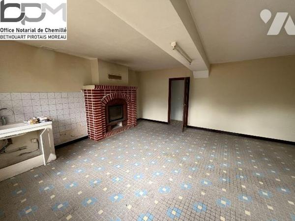 Ancien corps de ferme à vendre rare sur le marché ! Découvrez cet ensemble de charme et agréabl...