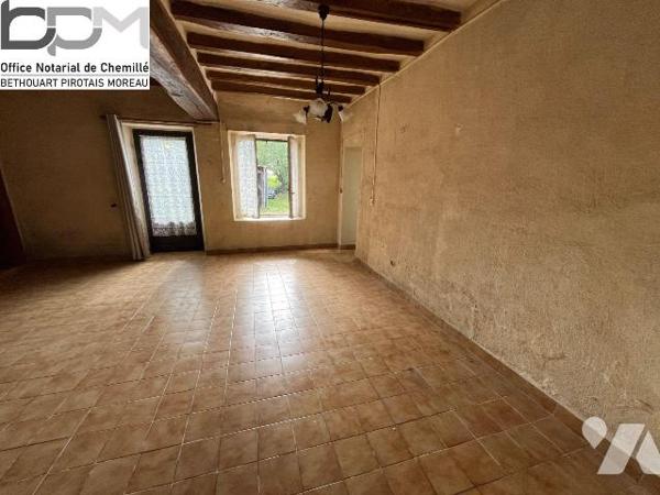 Ancien corps de ferme à vendre rare sur le marché ! Découvrez cet ensemble de charme et agréabl...