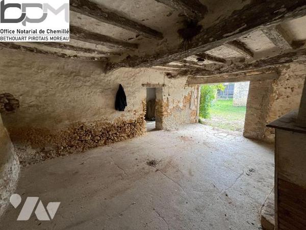 Ancien corps de ferme à vendre rare sur le marché ! Découvrez cet ensemble de charme et agréabl...