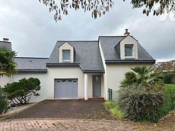 MAISON A VENDRE ANGERS
Maison située Quartier Lac de Maine/Molière
Commerces et services.
Ra...