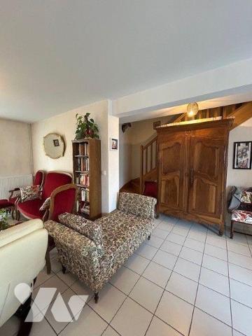 MAISON A VENDRE ANGERS
Maison située Quartier Lac de Maine/Molière
Commerces et services.
Ra...