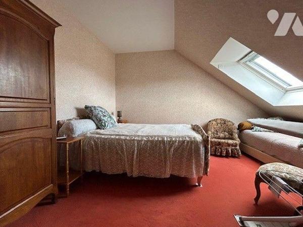 MAISON A VENDRE ANGERS
Maison située Quartier Lac de Maine/Molière
Commerces et services.
Ra...