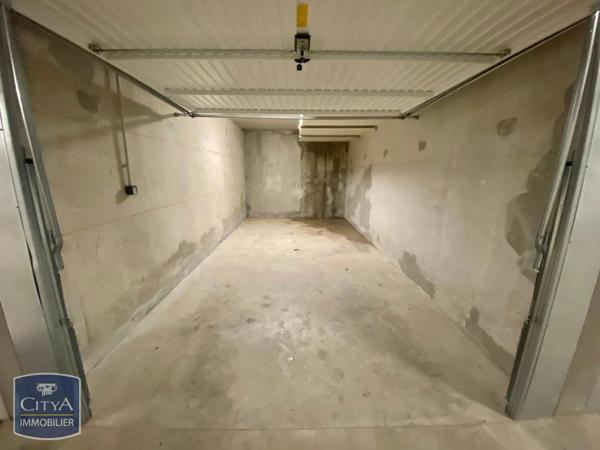 Appartement à louer 3 pièces 68.75m² Cuers (83390)