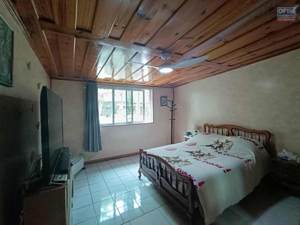 A VENDRE A LA CHALOUPE SAINT-LEU APPARTEMENT T6/7