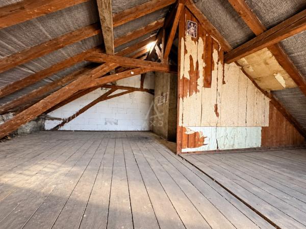 Appartement à rénover avec grenier aménageable – Hettange-Grande