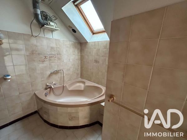 Immeuble à vendre 226 m² Saint-Aubin