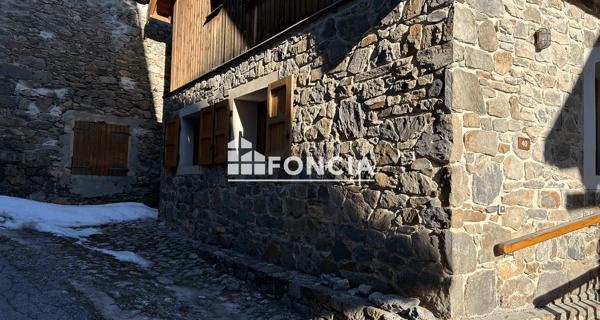 À vendre Maison 6 pièces 167 m² - Puy-saint-vincent 05290