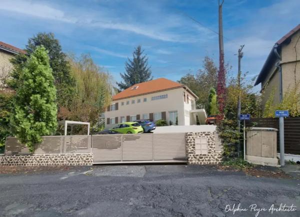 Superbe T3 en duplex, balcon et 2 places de parking