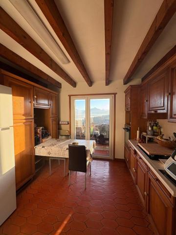 L'ESPRIT MAISON A 25 MINUTES DE GENEVE - 152 M² + JARDIN