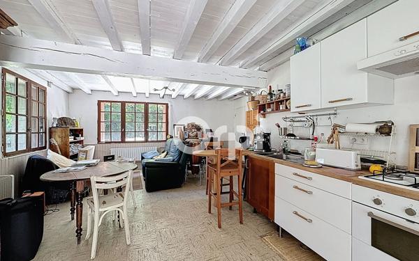 Maison à vendre    7 pièces •  Montarlot