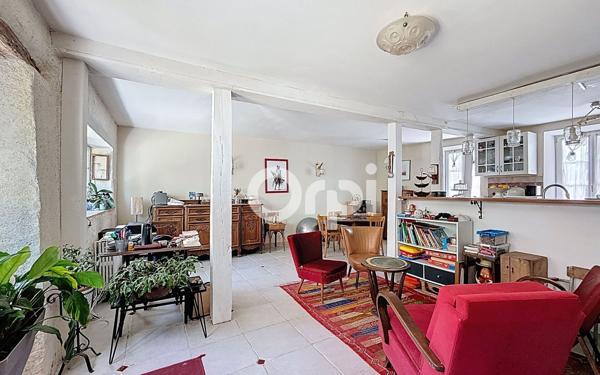 Maison à vendre    7 pièces •  Montarlot