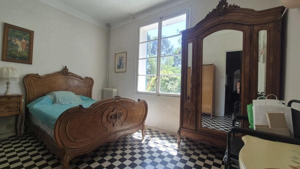 Maison à vendre 450 000 € Toulon 5 p 105 m² DPE D