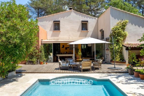 Maison à vendre 7 pièces avec T2 indépendant à Fuveau avec jardin