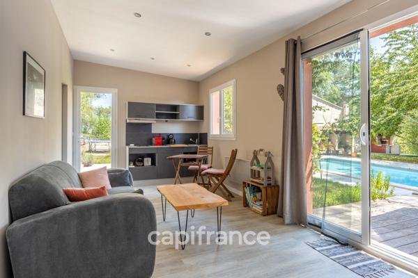 Maison à vendre 7 pièces avec T2 indépendant à Fuveau avec jardin
