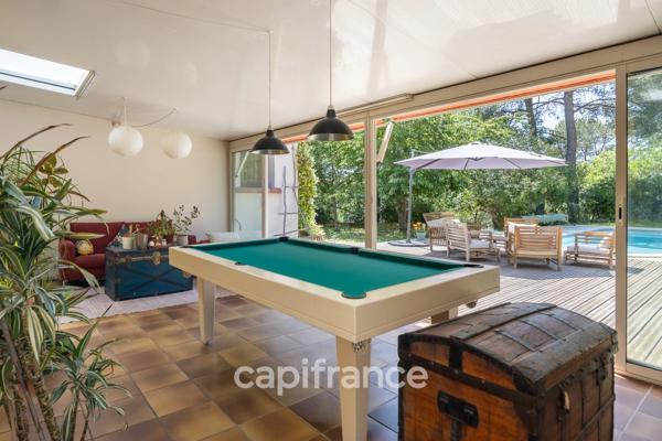 Maison à vendre 7 pièces avec T2 indépendant à Fuveau avec jardin