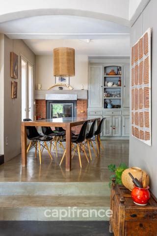 Maison à vendre 7 pièces avec T2 indépendant à Fuveau avec jardin