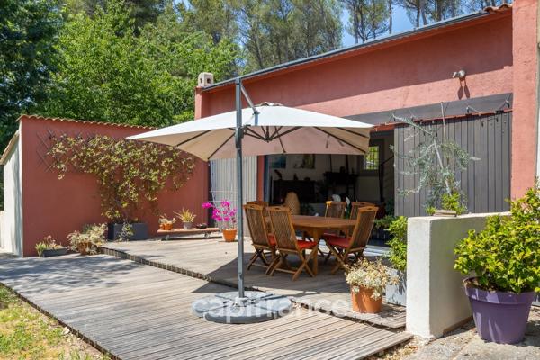 Maison à vendre 7 pièces avec T2 indépendant à Fuveau avec jardin