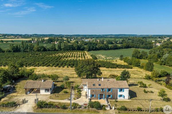 Maison aux abords de Villeréal