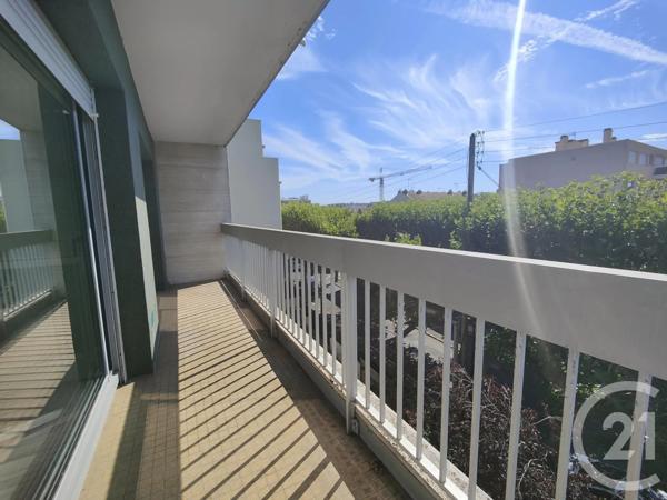 Appartement F3 à vendre  3 pièces - 60 m 2   SARTROUVILLE  - 78