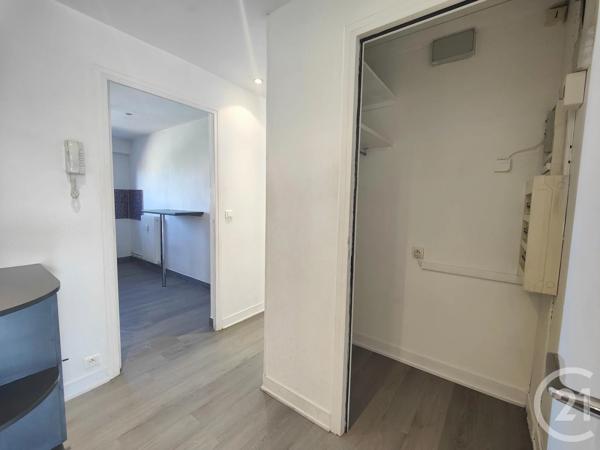 Appartement F3 à vendre  3 pièces - 60 m 2   SARTROUVILLE  - 78