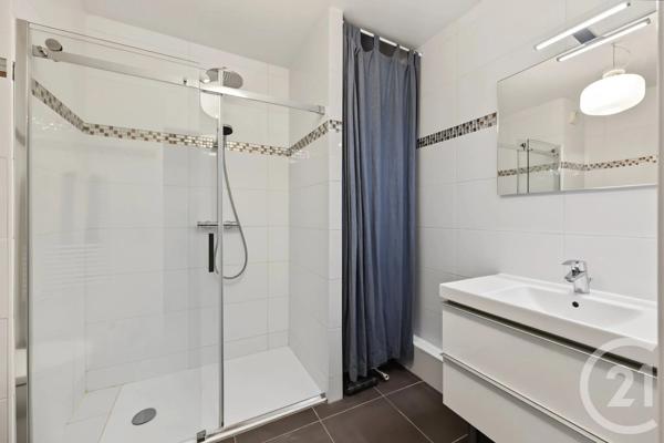 Appartement F2 à vendre  2 pièces - 42,80 m 2   CHATILLON  - 92